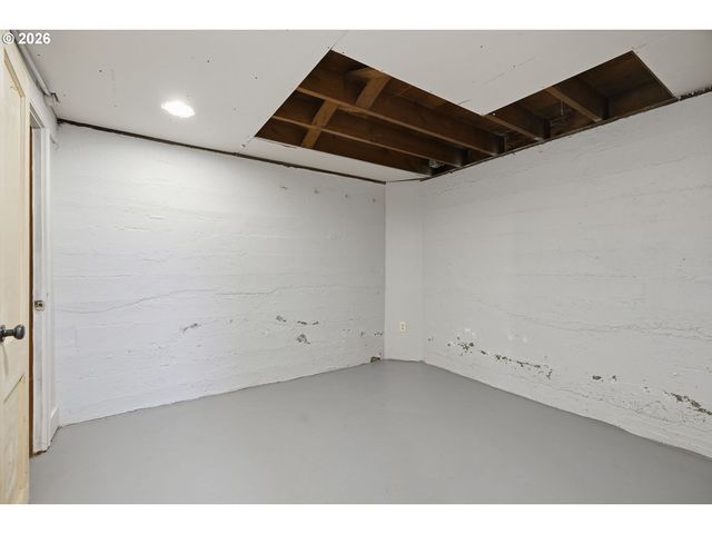 3730 Se 51ST Ave, Portland, OR 97206