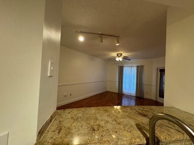 5024 Lantana Road 3203, Lake Worth, FL 33463