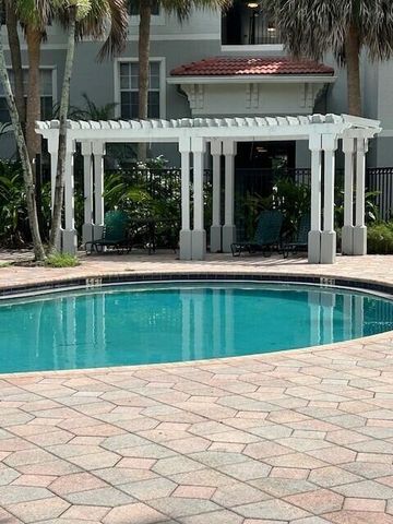 5024 Lantana Road 3203, Lake Worth, FL 33463
