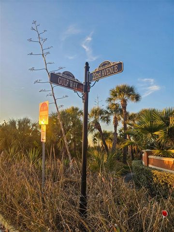 108 22ND AVENUE, St Pete Beach, FL 33706