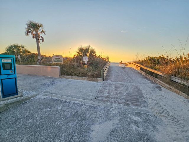 108 22ND AVENUE, St Pete Beach, FL 33706