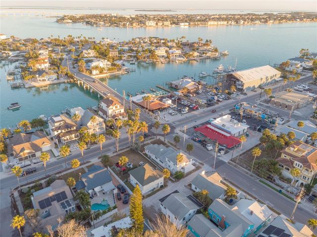 108 22ND AVENUE, St Pete Beach, FL 33706
