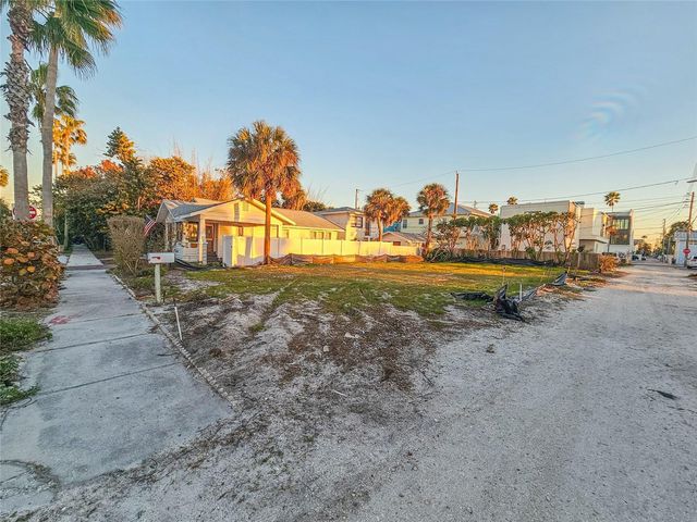 108 22ND AVENUE, St Pete Beach, FL 33706