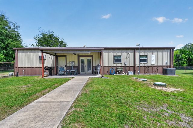7575 County Road 3522 Road, Quinlan, TX 75474