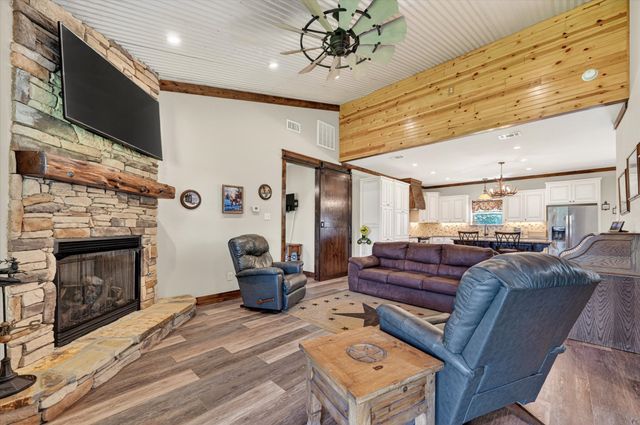 7575 County Road 3522 Road, Quinlan, TX 75474