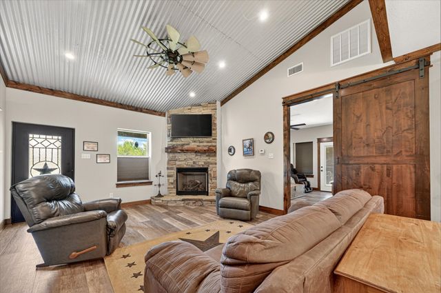 7575 County Road 3522 Road, Quinlan, TX 75474
