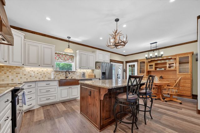 7575 County Road 3522 Road, Quinlan, TX 75474