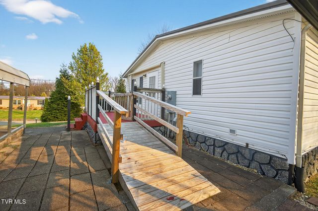 62 Roaming Drive Drive, Chuckey, TN 37641