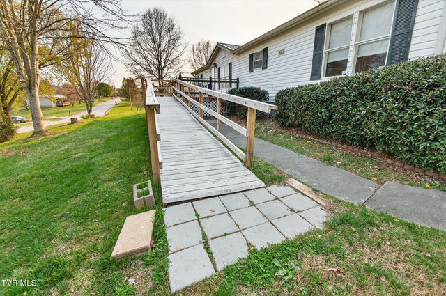 62 Roaming Drive Drive, Chuckey, TN 37641