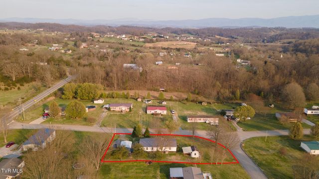 62 Roaming Drive Drive, Chuckey, TN 37641