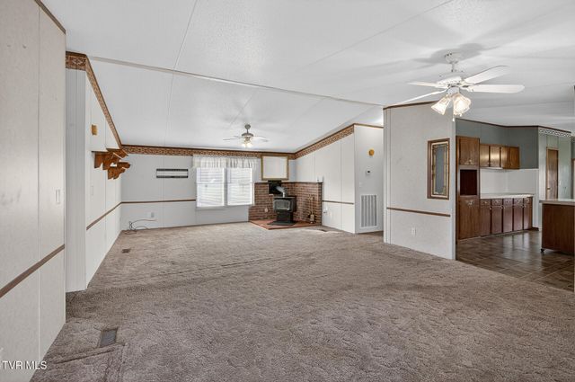 62 Roaming Drive Drive, Chuckey, TN 37641