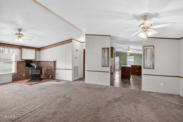 62 Roaming Drive Drive, Chuckey, TN 37641