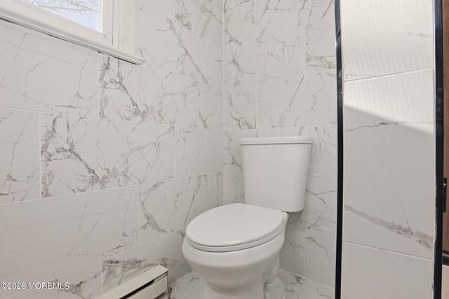 9 Riccis Drive, Jackson, NJ 08527