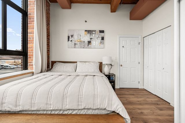 10 Linwood St 214, Malden, MA 02148