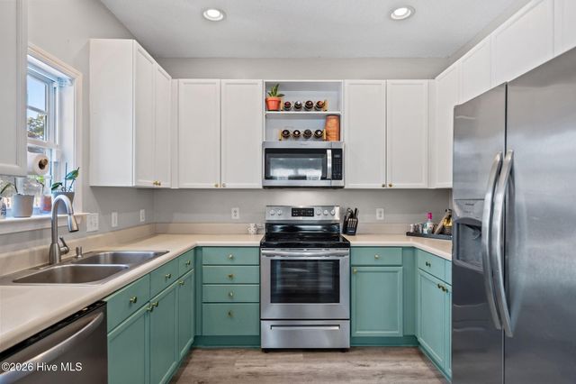 6816 Teviot Road, Wilmington, NC 28412