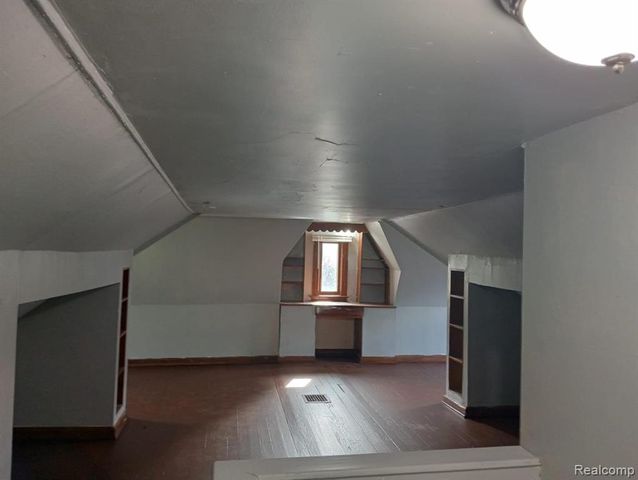 14111 Steel Street, Detroit, MI 48227