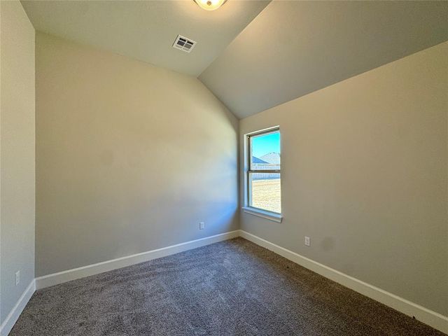 9324 NW 143rd Street, Yukon, OK 73099