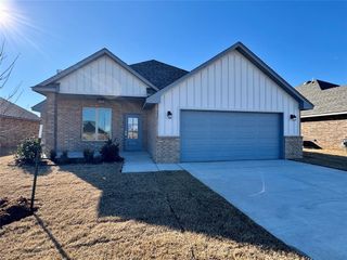 9324 NW 143rd Street, Yukon, OK 73099