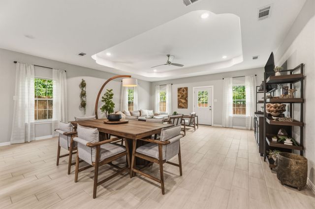 2808 Binyon, Fort Worth, TX 76133