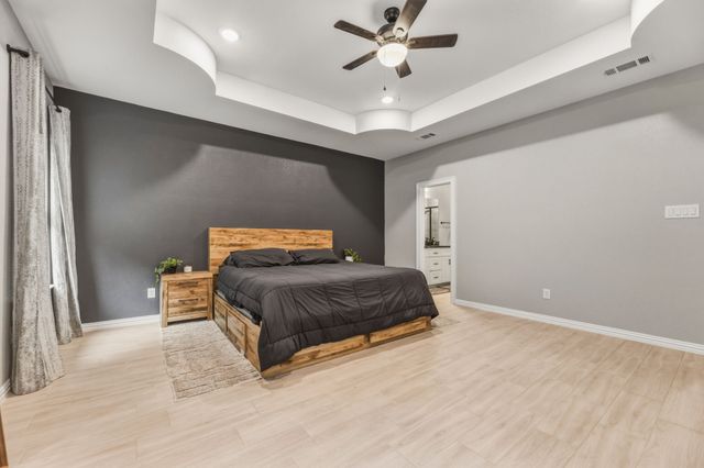2808 Binyon, Fort Worth, TX 76133