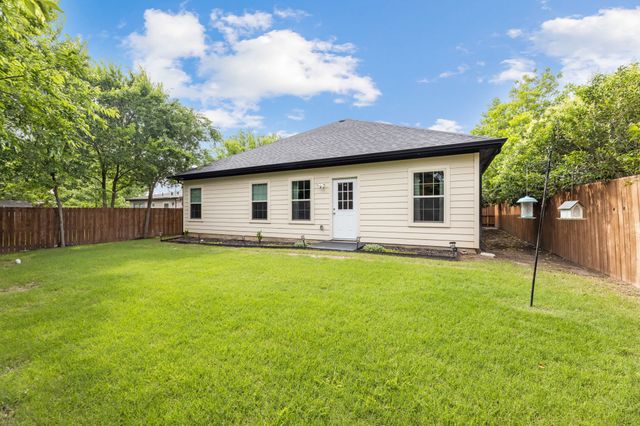 2808 Binyon, Fort Worth, TX 76133