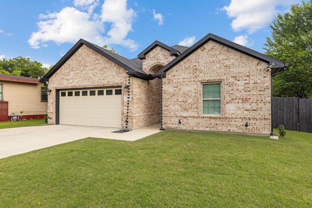 2808 Binyon, Fort Worth, TX 76133