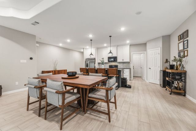 2808 Binyon, Fort Worth, TX 76133