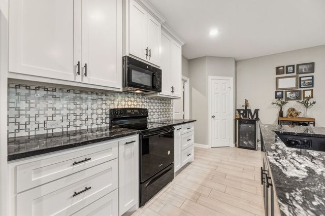 2808 Binyon, Fort Worth, TX 76133
