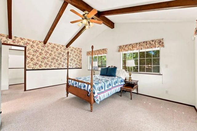 1045 Warmlands Avenue, Vista, CA 92084