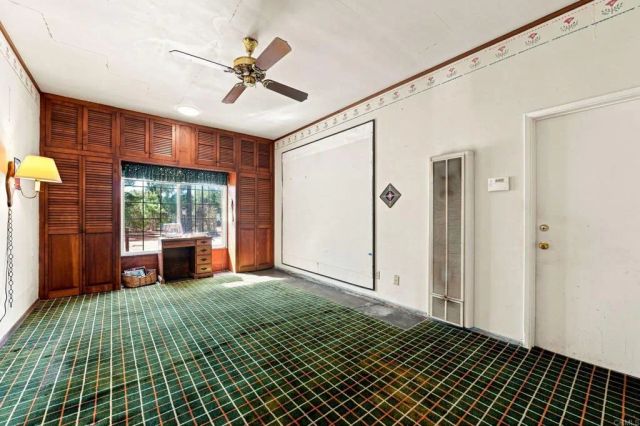 1045 Warmlands Avenue, Vista, CA 92084