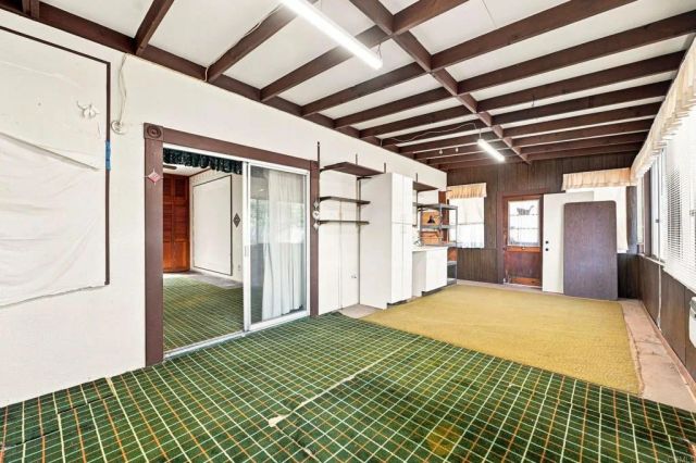 1045 Warmlands Avenue, Vista, CA 92084