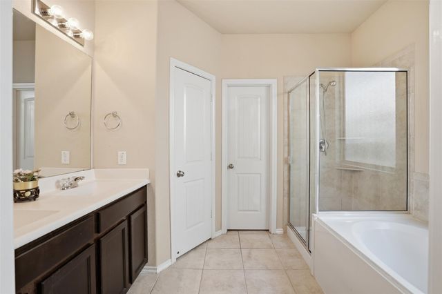 13842 Bonner Bluff Lane, Houston, TX 77047