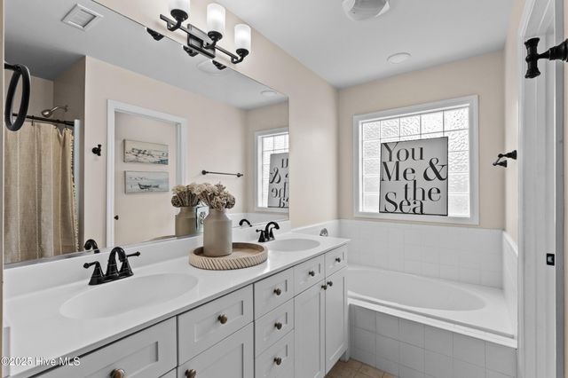 4809 W Grove Drive, Wilmington, NC 28409