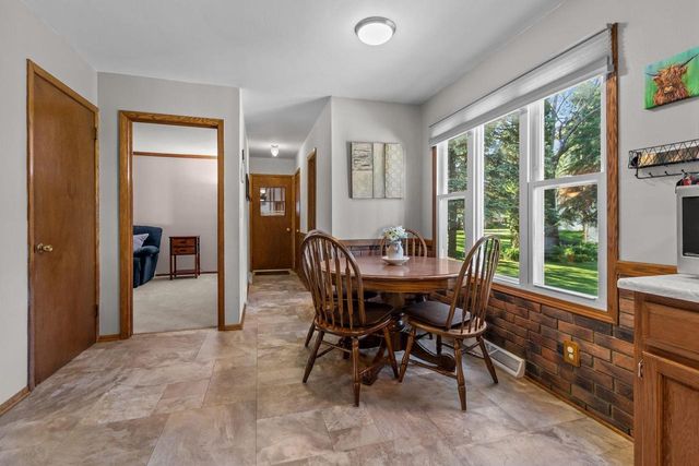 101 BRIAR DRIVE, Neenah, WI 54956