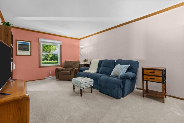101 BRIAR DRIVE, Neenah, WI 54956