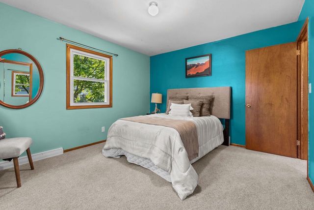 101 BRIAR DRIVE, Neenah, WI 54956