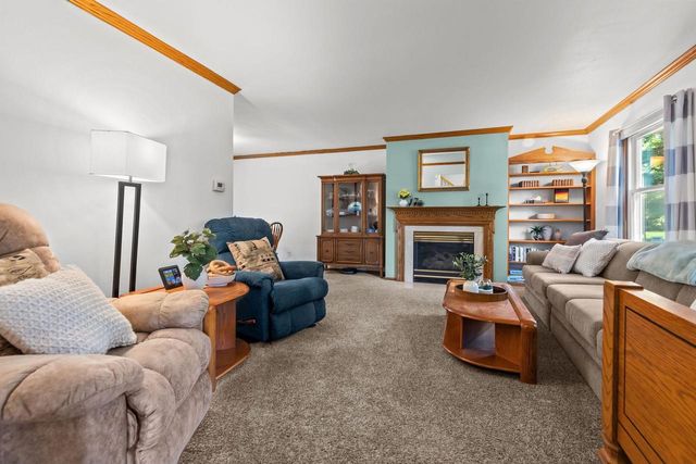 101 BRIAR DRIVE, Neenah, WI 54956