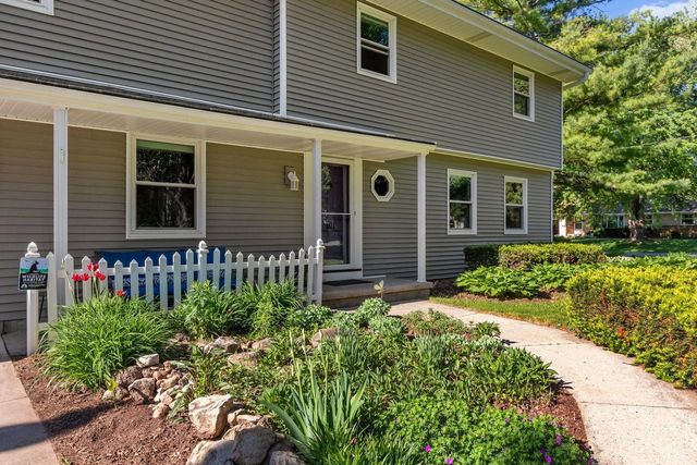 101 BRIAR DRIVE, Neenah, WI 54956