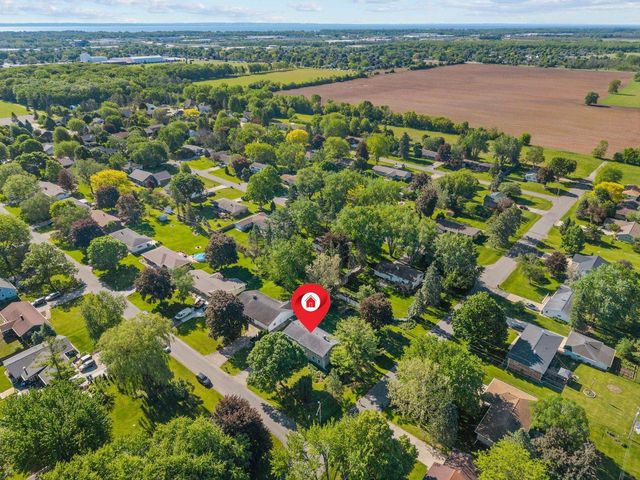 101 BRIAR DRIVE, Neenah, WI 54956