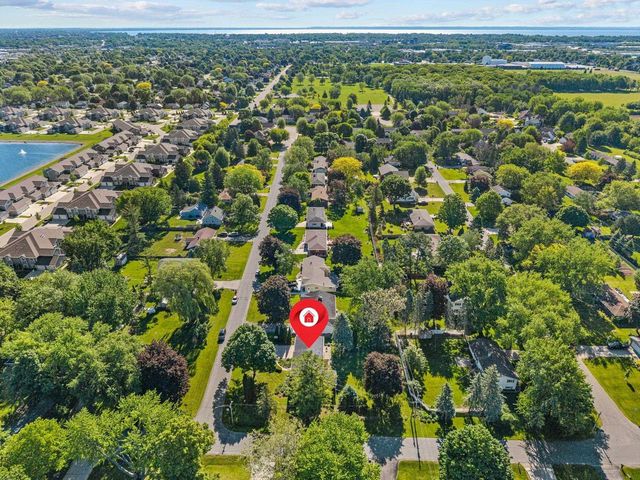 101 BRIAR DRIVE, Neenah, WI 54956
