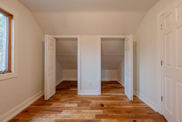 1978 Laurel Creek RD NE, Pilot, VA 24138