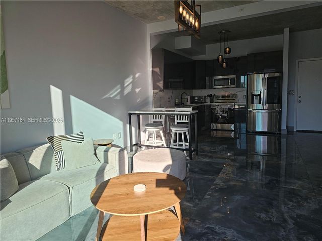 234 NE 3rd St 1003, Miami, FL 33132