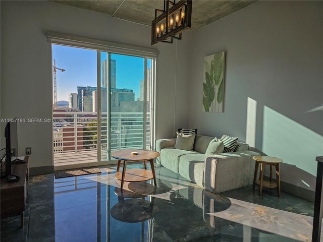 234 NE 3rd St 1003, Miami, FL 33132