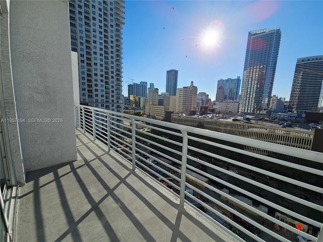 234 NE 3rd St 1003, Miami, FL 33132