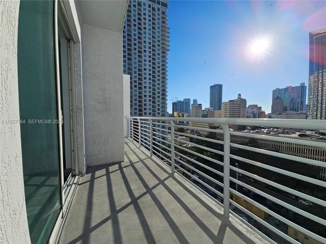 234 NE 3rd St 1003, Miami, FL 33132
