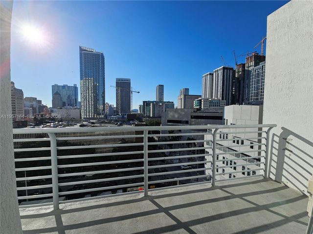 234 NE 3rd St 1003, Miami, FL 33132