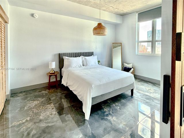 234 NE 3rd St 1003, Miami, FL 33132