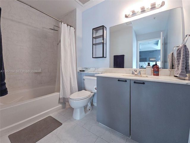 234 NE 3rd St 1003, Miami, FL 33132