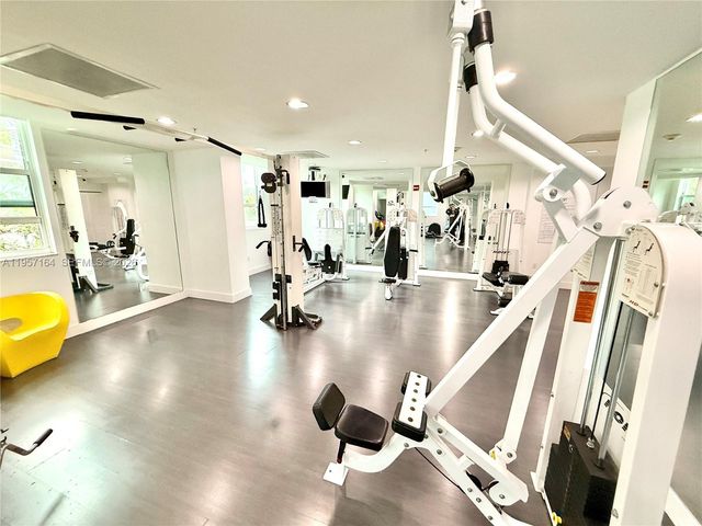 234 NE 3rd St 1003, Miami, FL 33132