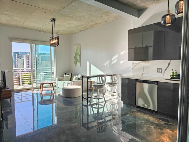 234 NE 3rd St 1003, Miami, FL 33132